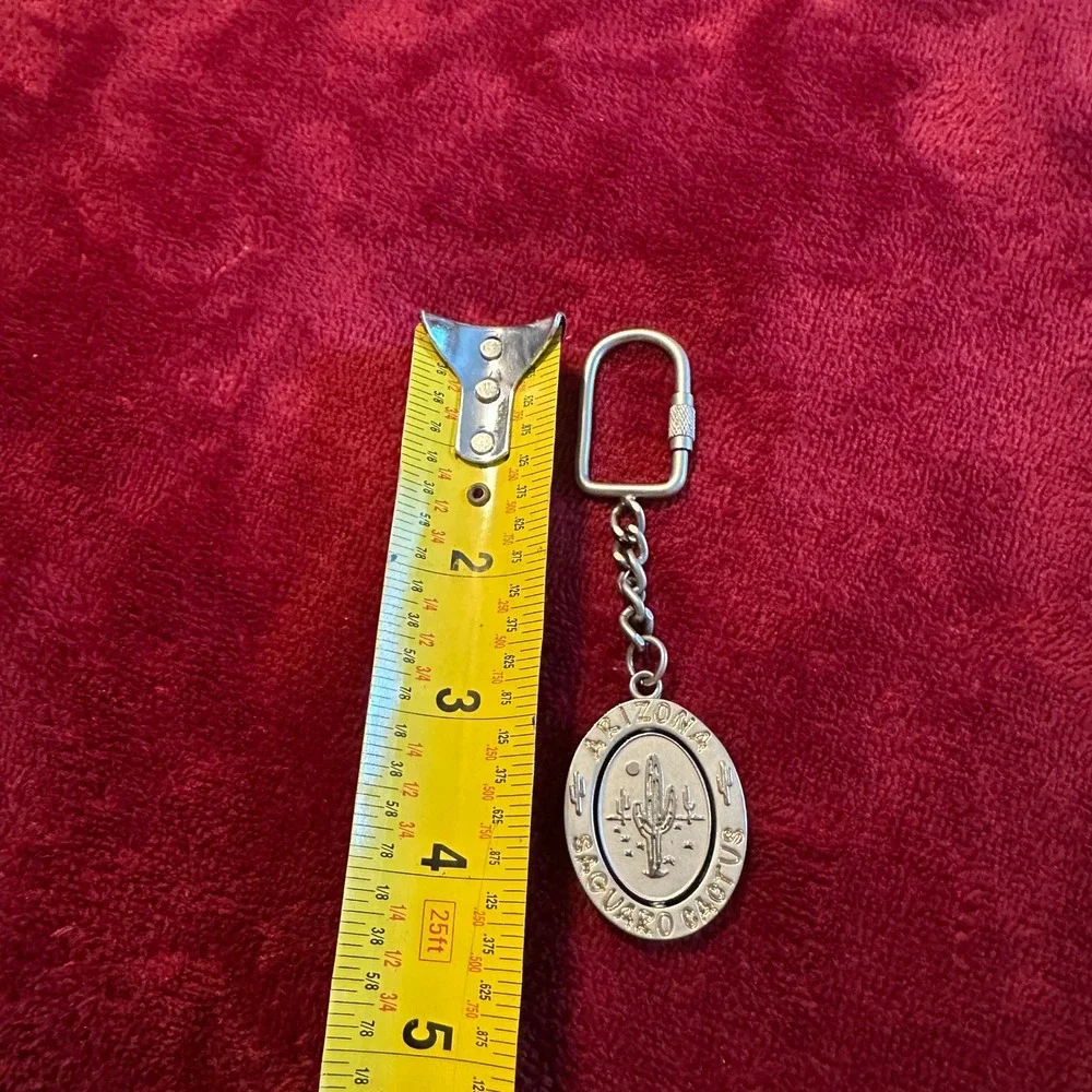 Vintage‎ Arizona Saguaro Cactus Spinner Keychain Silver Tone Desert Souvenir